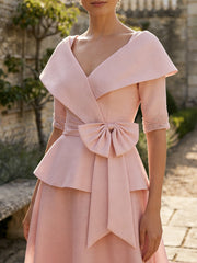 A-Line/Princess 2 Pieces V-Neck Mother of the Bride Dresses Tea-Length Short Sleeves Bowknot Sequins