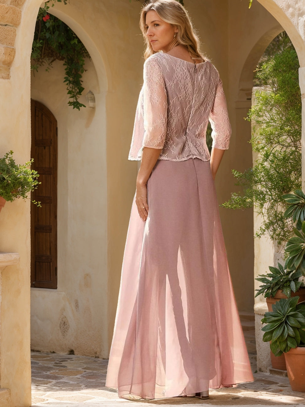 2 Pieces Scoop 3/4 Sleeves Floor-Length Mother of the Bride Pantsuits with Lace Appliques