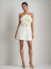 A-Line/Princess  Stretch Satin Off-the-Shoulder  Wedding Guest Dresses with Flower Knee-Length Sleeveless