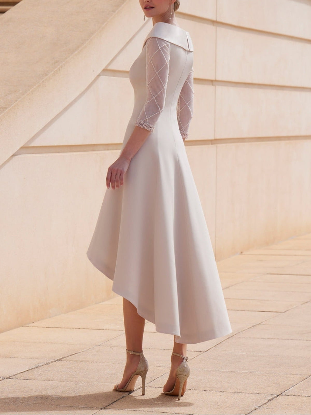 A-Line/Princess 3/4 Sleeves Knee-Length Asymmetrical Mother of the Bride Dresses with Beadings